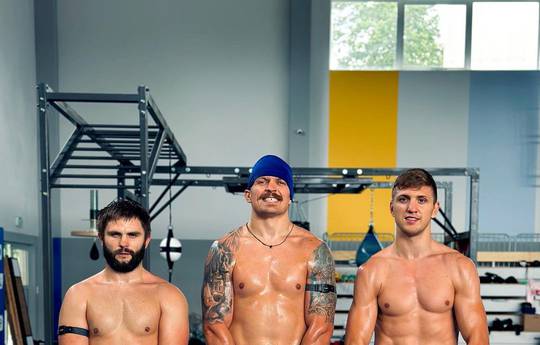 Photo of the day: Mitrofanov, Usyk and Cherkashin get in shape