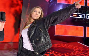 Ronda Rousey signed a contract with WWE (video)