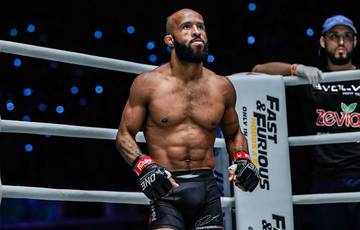 Demetrious Johnson is looking to make his boxing debut