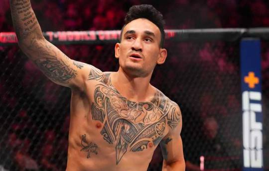 "You should have fought in February." Holloway criticized Makhachev