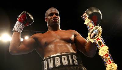 Дюбуа – Дину за временный титул WBA