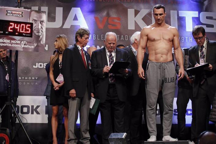 Weigh-in photos of Joshua vs. Klitschko