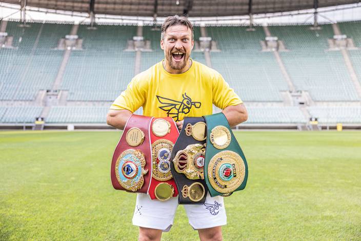 Usyk and Dubois visited the stadium in Wroclaw
