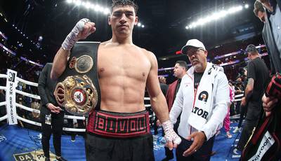 Bivol accused Alvarez of disrupting the rematch: “He was bluffing”