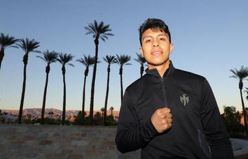 Munguia-Jacobs on June 11th in the US?
