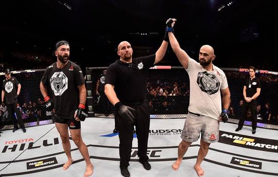 Abdurakhimov defeats Arlovski