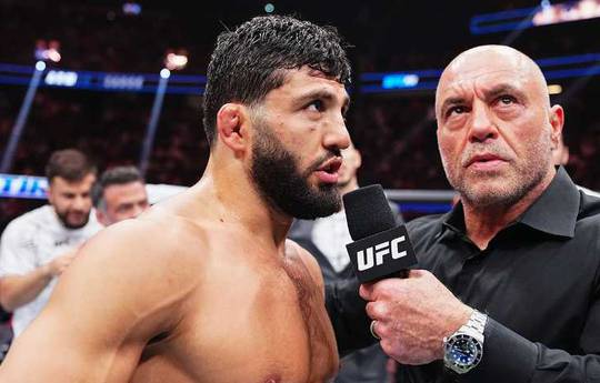 Tsarukyan bevestigde dat hij twee keer een rematch met Makhachev weigerde