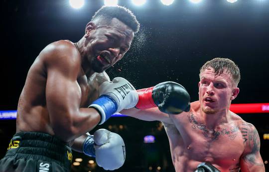 Сміт зупинив Мартіаса, здобув титул WBC