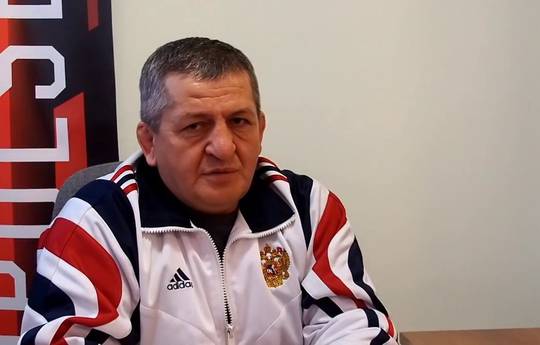 Нурмагомедов-старший: «Хабиб обязательно должен выиграть первый раунд боя с Фергюсоном»