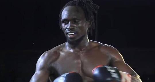 Wie man Ahmad Ali gegen Joshua Nyanzi sieht - Live Stream & TV Kanäle