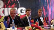 Юрий Рубан, Вадим Бухкалов и Юрий Нужненко на пресс-конференции в Донецке
