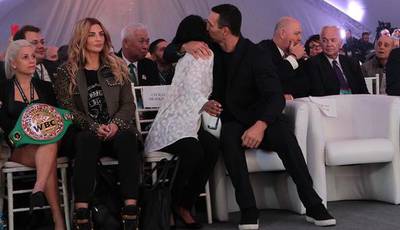 Wladimir Klitschko was hugging and kissing Cecilia Braekhus at a congress in Kiev