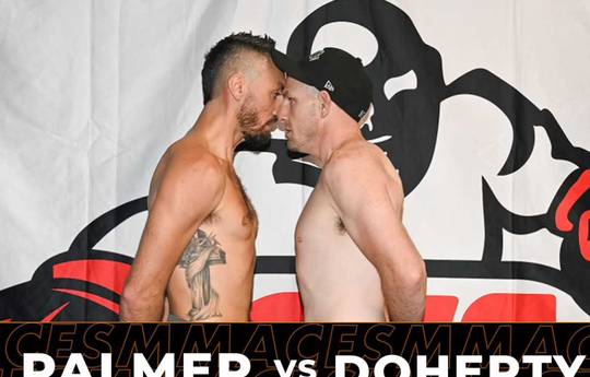 What time is Matthew Doherty vs Eric Palmer tonight? Ringwalks, schedule, streaming links