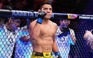 Dos Anjos pediu à UFC que o retirasse do ranking de pesos leves