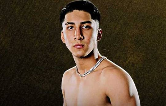 What time is Nathan Rodriguez vs Carlos Buitrago tonight? Ringwalks, schedule, streaming links