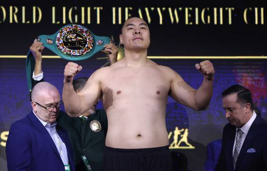 Команда Чжилея принимает вызов на бой с Дюбуа