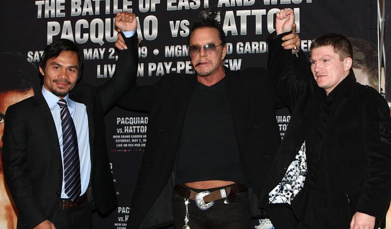 Мэнни Паккьяо, актер Микки Рурк и Рикки Хэттон на пресс-конференция в Лос-Анджелесе