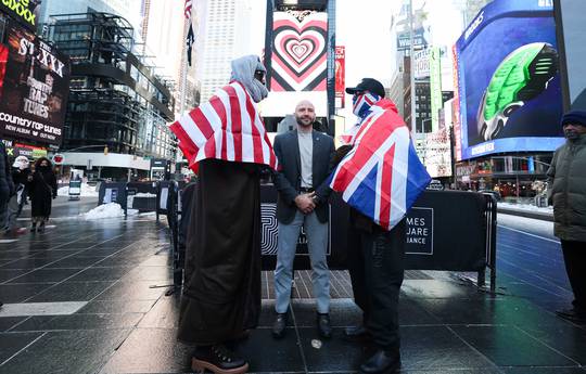Уайлдер обіцяє нокаутувати Чісору і зустрітися з Усиком