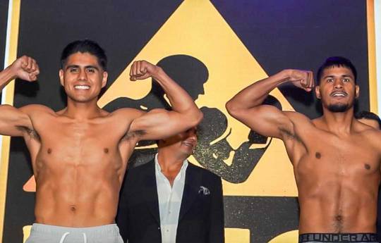 What time is Juan Sanchez vs Yeis Solano tonight? Ringwalks, schedule, streaming links