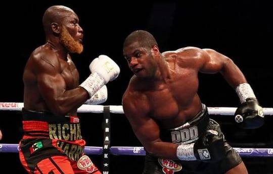 Dubois knocks Lartey out