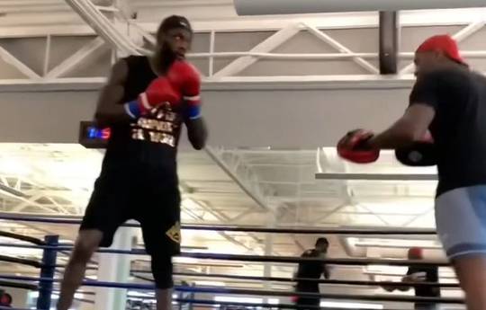 Wilder showed how he works on his feet (video)