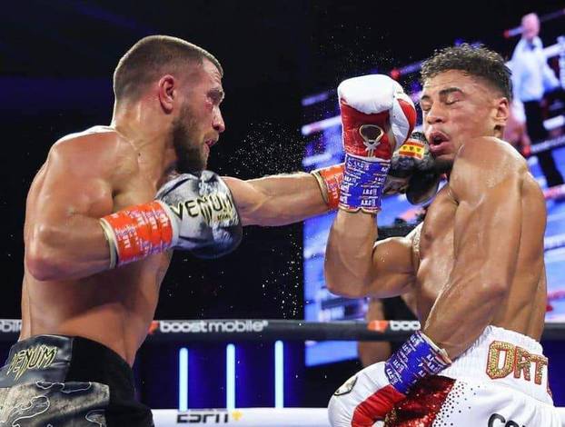 Lomachenko-Ortiz. Photo of the fight