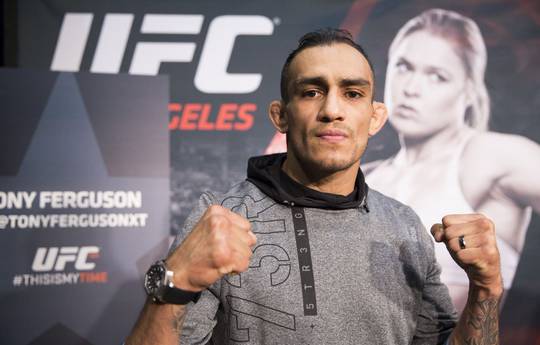 Фергюсон: «Ли психологически слаб, как и половина бойцов UFC»