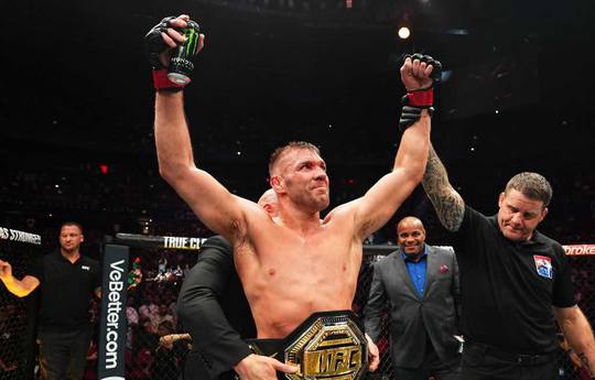 UFC 312: Du Plessis beats Strickland and other tournament results