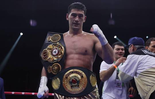 Russischer Boxstar Dmitry Bivol macht unerwarteten Karriereschritt: "Ich bin immer noch bereit"