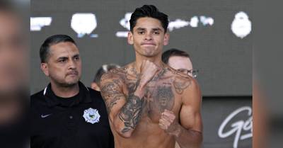Oscar De La Hoya rompe el silencio sobre la derrota de Ryan Garcia: "Nadie vio esto venir"