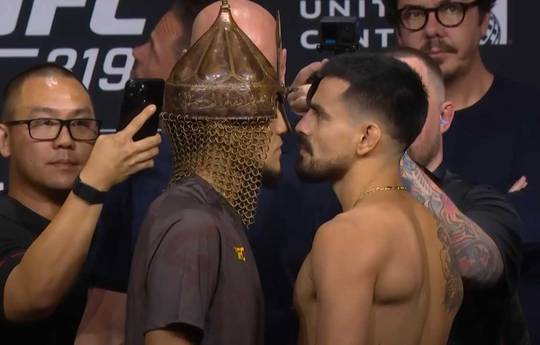 Wie spät ist UFC 319 heute Abend? Alibi vs Morales - Startzeiten, Zeitpläne, Kampfkarte