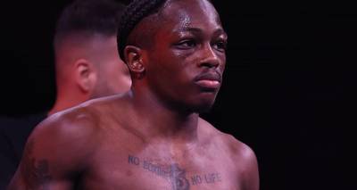 What time is Nyall Berry vs Tampela Maharusi tonight? Ringwalks, schedule, streaming links