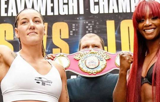 What time is Claressa Shields vs Vanessa Lepage Joanisse tonight? Ringwalks, schedule, streaming links