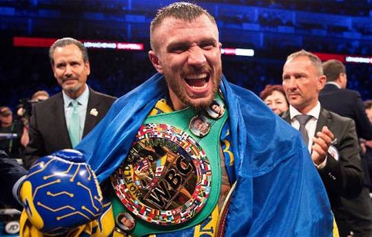 Lomachenko offers to give part of his fee to Lopez