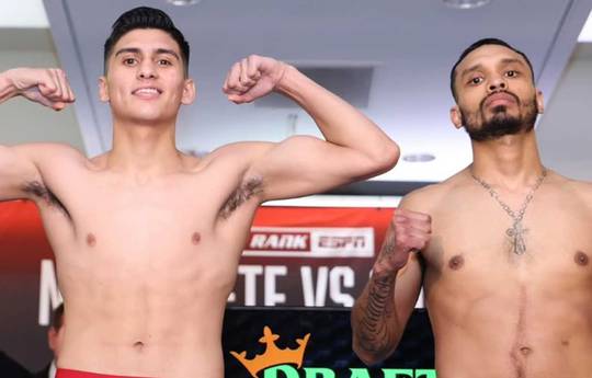What time is Samuel Contreras vs Dyllon Cervantes tonight? Ringwalks, schedule, streaming links