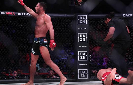 Mousasi figures MacDonald out (video)