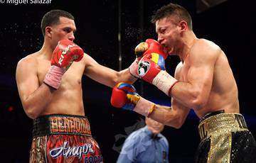 Benavidez beats Gavril (video)