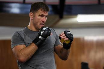 Sonnen names Miocic's advantages in his bout with Jones