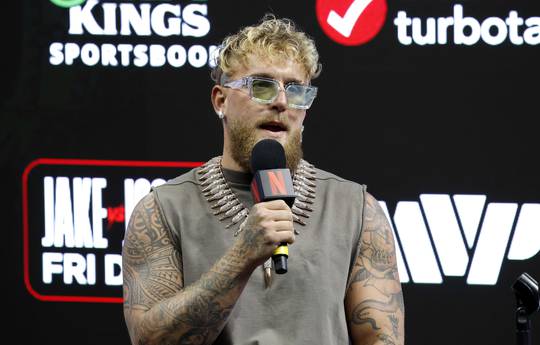 Jake Paul complained about a nose injured in sparring