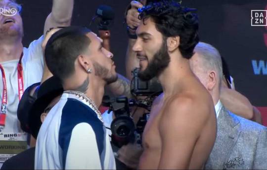 What time is Edgar Berlanga vs Hamzah Sheeraz tonight? Ringwalks, schedule, streaming links