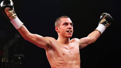 Quigg to train with Freddie Roach