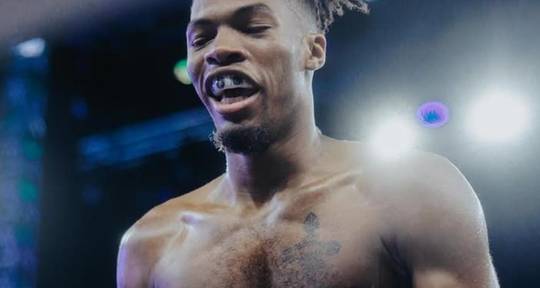 Wann findet heute Abend der Kampf Amir Anderson gegen Ernesto Olvera statt? Ringwalks, Zeitplan, Streaming-Links