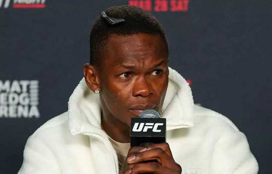 Adesanya gegen Pyfer bei UFC Fight Night 271: Härtetest mit Folgen für das Mittelgewicht