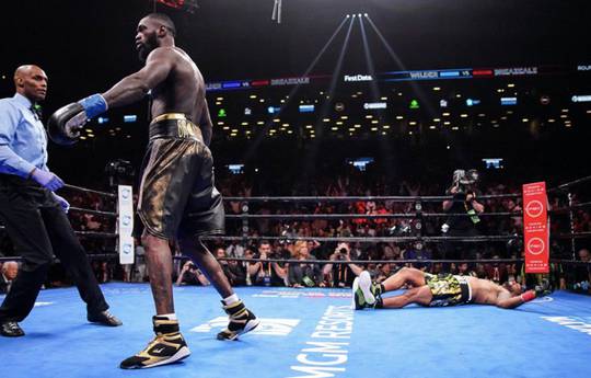 Wilder vs Breazeale in photos