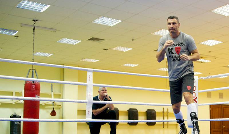 Виталий Кличко во время тренировки в Конче-Заспе