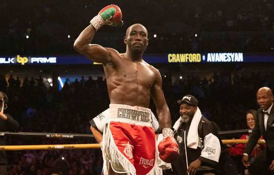 Bradley explained why he believes in Crawford's victory over Alvarez