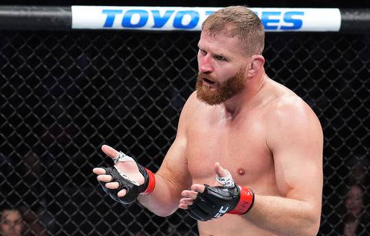 Blachowicz underwent surgery on his elbow
