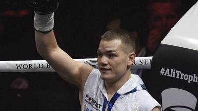 Zelensky imposes sanctions against Russian boxer for supporting the war in Ukraine