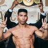 Davis and Gamboa make weight 8