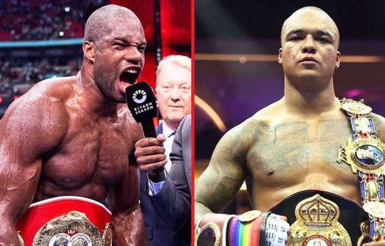 Околі передбачив переможця бою Вордлі – Дюбуа